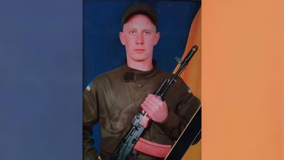 Троє жителів Кіровоградщини загинули, захищаючи Україну Троє жителів Кіровоградщини загинули, захищаючи Україну