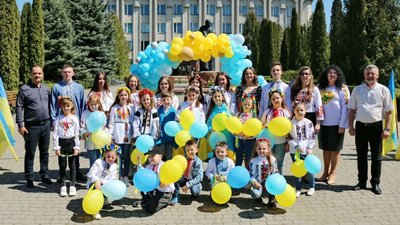 Збирали гроші на тепловізор: учні школи мистецтв на Тернопільщині організували музичний марафон Збирали гроші на тепловізор: учні школи мистецтв на Тернопільщині організували музичний марафон