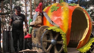 Наразі в парку встановили чотири основні композиції. Фото: Нетішинська міська рада