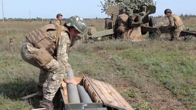 На Херсонщині провели перевірку артилерійських протитанкових підрозділів ЗСУ На Херсонщині провели перевірку артилерійських протитанкових підрозділів ЗСУ
