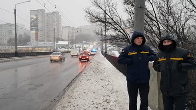 На місці загибелі зниклого хлопця у Харкові тривають слідчі дії