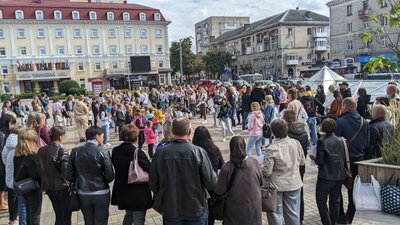 Акція на підтримку полоненої вагітної медикині Акція на підтримку полоненої вагітної медикині