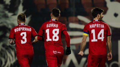 Футболісти Вереса