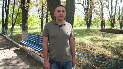 "Є будинки, які не підлягають відновленню, вони зруйновані вщент ". Як живе місто Ворожба на Сумщині за 7 км від РФ "Є будинки, які не підлягають відновленню, вони зруйновані вщент ". Як живе місто Ворожба на Сумщині за 7 км від РФ
