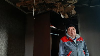 Фахівці обстежують будинки в Циркунах під Харковом, що піддавались обстрілам з боку РФ протягом пів року Фахівці обстежують будинки в Циркунах під Харковом, що піддавались обстрілам з боку РФ протягом пів року
