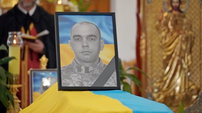 У Мукачеві 24 вересня попрощалися із полеглим військовослужбовцем