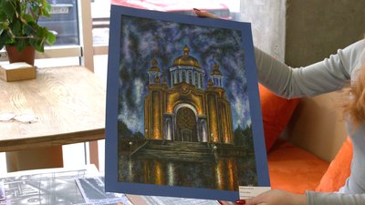 Студентка з Рівного створила поштові листівки з архітектурними пам'ятками міста Студентка з Рівного створила поштові листівки з архітектурними пам'ятками міста