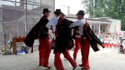Звичай виконувати танець "Аркан" на Прикарпатті визнали нематеріальною культурною спадщиною