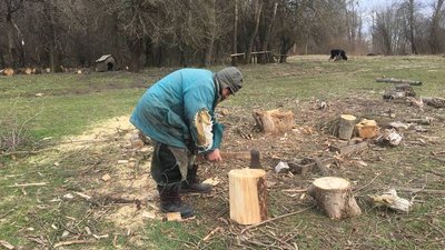Без грошей і документів: на Тернопільщині чоловік отримав першу виплату у 82 роки Без грошей і документів: на Тернопільщині чоловік отримав першу виплату у 82 роки