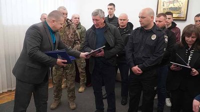 Поліцейські Тернопільщини вшанували пам'ять трьох загиблих побратимів Поліцейські Тернопільщини вшанували пам'ять трьох загиблих побратимів