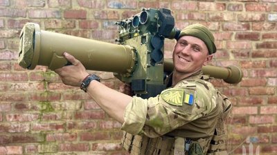 "Він був там, де був найщасливішим" — сестра десантника з Житомирщини Наталія "Він був там, де був найщасливішим" — сестра десантника з Житомирщини Наталія