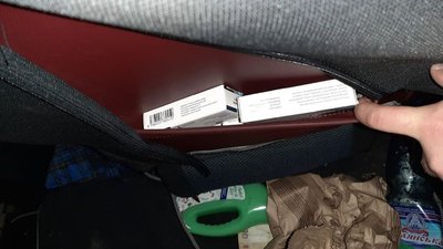 Прикордонники затримали закарпатця, який ввозив медикаменти в автомобілі "Citroen" Прикордонники затримали закарпатця, який ввозив медикаменти в автомобілі "Citroen"