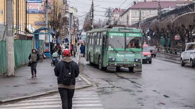 Чернівецьке тролейбусне управління не відключать від електроенергії — йому виділили гроші на борги