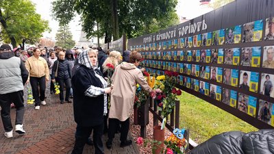 У День захисників і захисниць вшанували полеглих в Умані