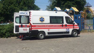 У Черкасах хлопчик травмувався на дитячому майданчику