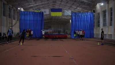 "Тут можеш максимально викладатися": як переселенці з Харкова навчають вінничан фризбі "Тут можеш максимально викладатися": як переселенці з Харкова навчають вінничан фризбі
