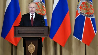 Путін вважає, що "західні еліти" намагаються зірвати діалог між Росією та США