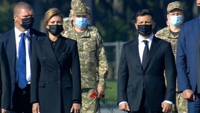 В Харкові прощаються із загиблими в катастрофі Ан-26. Онлайн-трансляція В Харкові прощаються із загиблими в катастрофі Ан-26. Онлайн-трансляція