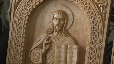 Майстерня на балконі: черкасець створює роботи з дерева Майстерня на балконі: черкасець створює роботи з дерева
