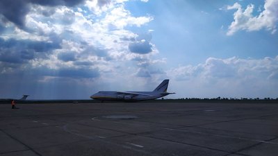 Миколаївський аеропорт вдруге за рік приймав важкий транспортний літак АН-124 "Руслан" Миколаївський аеропорт вдруге за рік приймав важкий транспортний літак АН-124 "Руслан"