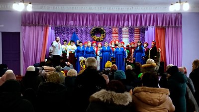 Концерт від генераторів: в селі Онищенків, на Прилуччині, збирали гроші на підтримку ЗСУ Концерт від генераторів: в селі Онищенків, на Прилуччині, збирали гроші на підтримку ЗСУ