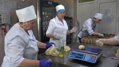 Великодні паски та обереги для захисників України виготовили у 31 дитсадку Житомира Великодні паски та обереги для захисників України виготовили у 31 дитсадку Житомира