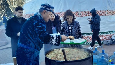 У Миколаєві відкрили "Юрту Незламності" У Миколаєві відкрили "Юрту Незламності"