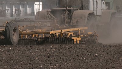 Попит зменшується: як на Черкащині сіють буряк Попит зменшується: як на Черкащині сіють буряк