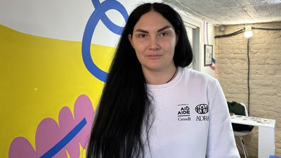 заняття хаб арттерапія малювання діти-переселенці Луганщина Донеччина Дніпро заняття хаб арттерапія малювання діти-переселенці Луганщина Донеччина Дніпро