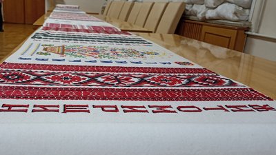 Міжнародний рушник єднання, цвіт нації, вишивання, вишивка, Полісся, фрагмент, житомирські вишивальниці Міжнародний рушник єднання, цвіт нації, вишивання, вишивка, Полісся, фрагмент, житомирські вишивальниці