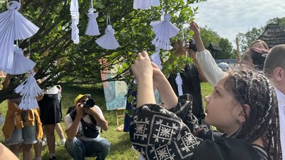 Діти вшановують пам’ять дітей, які загинули внаслідок збройної агресії Росії