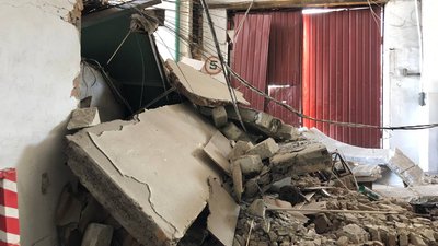 Зруйноване приміщення Миколаївського хлібзаводу