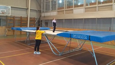 Лижна акробатика. У Миколаєві відновили заняття з фристайлу Лижна акробатика. У Миколаєві відновили заняття з фристайлу