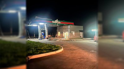 Росіяни атакували дроном АЗС у Новгороді-Сіверському