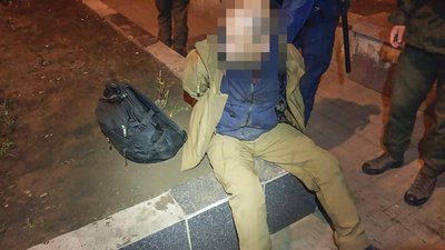 В центрі Запоріжжя чоловік стріляв у молоду жінку
