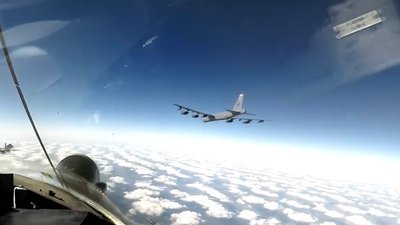 Військові літаки США увійшли в повітряний простір України