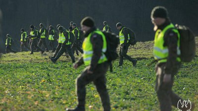 Польща завершила пошуки можливих елементів російської ракети: уламків не знайшли