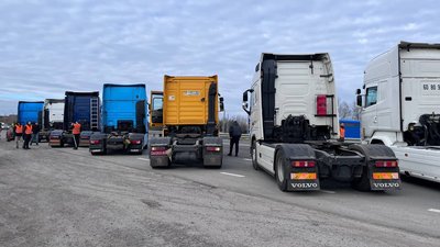На Ягодині розпочалася акція українських перевізників На Ягодині розпочалася акція українських перевізників