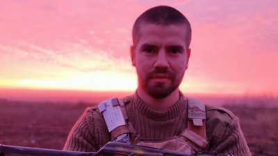 Чотирьом бійцям 128-ї Закарпатської бригади президент присвоїв звання Героїв України, трьом із них — посмертно Чотирьом бійцям 128-ї Закарпатської бригади президент присвоїв звання Героїв України, трьом із них — посмертно