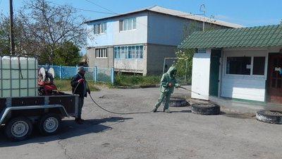 За добу на Херсонщині рятувальники обробили майже 80 соціальних об'єктів