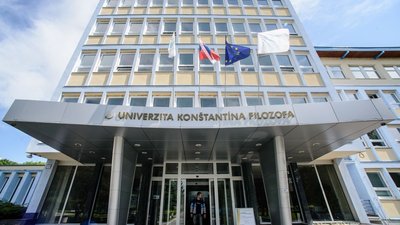 Університет Костянтина Філософа Університет Костянтина Філософа