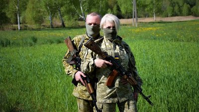У День сім'ї прикордонники розповіли про подружжя з Житомирщини, котре стоїть на варті кордону України