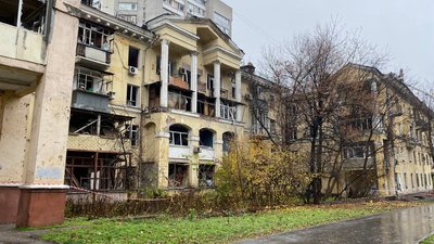 Ракетні удари по Дніпру, 14 поранених. Що відбувається на місці подій і що кажуть очевидці Ракетні удари по Дніпру, 14 поранених. Що відбувається на місці подій і що кажуть очевидці