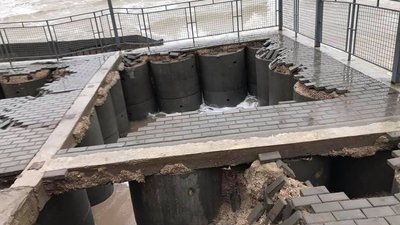 На азовському узбережжі у Запорізькій області шторми призвели до руйнівних наслідків На азовському узбережжі у Запорізькій області шторми призвели до руйнівних наслідків