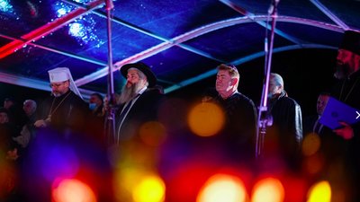 У Києві в пам'ять жертв Бабиного Яру пройшла міжрелігійна молитва У Києві в пам'ять жертв Бабиного Яру пройшла міжрелігійна молитва