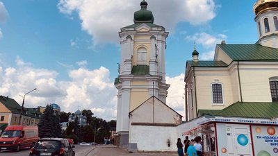 На Тернопільщині собор мають повернути заповіднику, а священники не з’їжджають На Тернопільщині собор мають повернути заповіднику, а священники не з’їжджають