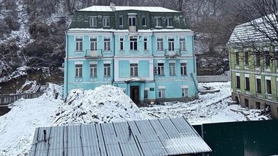 Будівельні роботи в історичній місцевості на Подолі