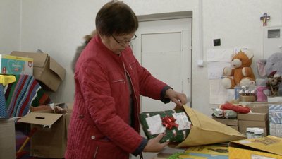 Дітям, що на війні втратили батьків, надішлють 300 "пакунків добра" Дітям, що на війні втратили батьків, надішлють 300 "пакунків добра"