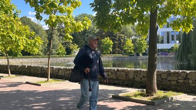 Музикант у парку Музикант у парку