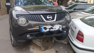 В Одесі водійка під час паркування збила людину, її ушпиталили